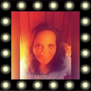 Meet your Posher, Ellen